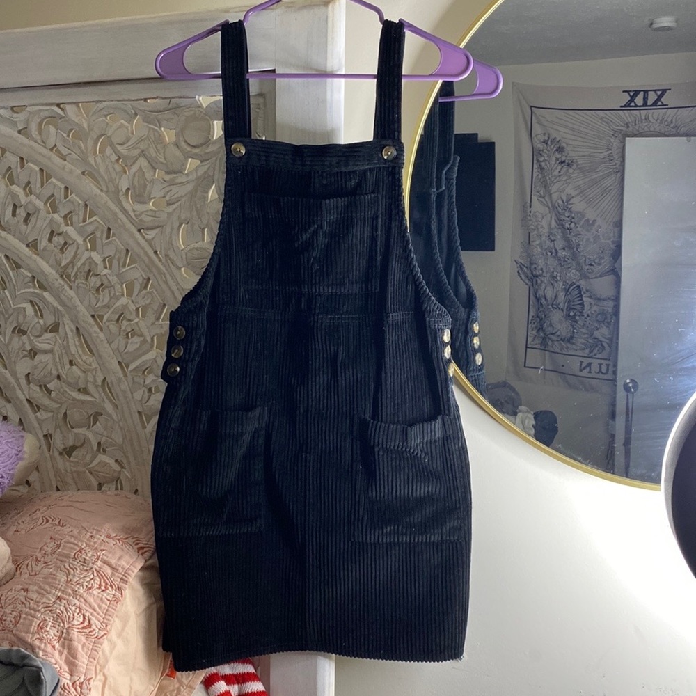 NEVER WORN black Cordaroy jumper dress